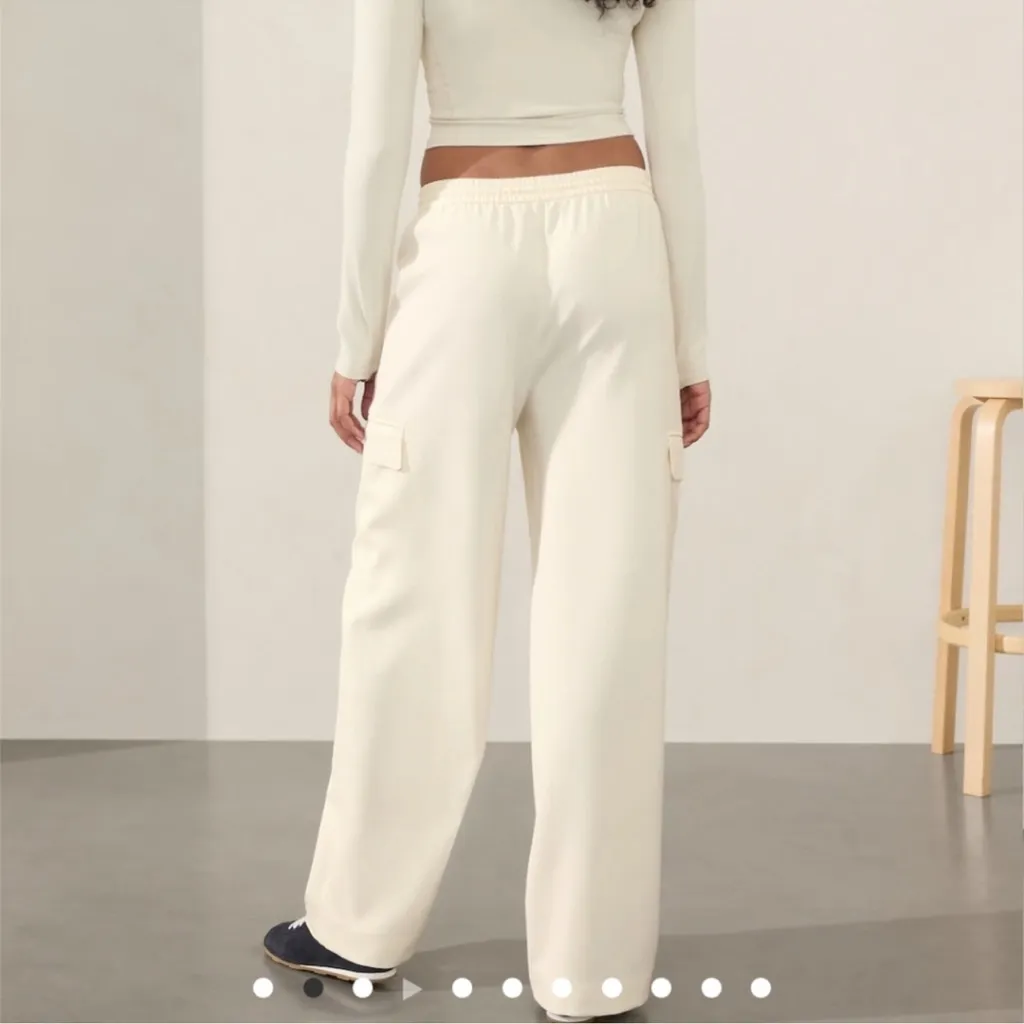 Athleta Promenade Cargo Pant Medium Ivory Wide Leg Drawstring Travel Pull On - Image 2