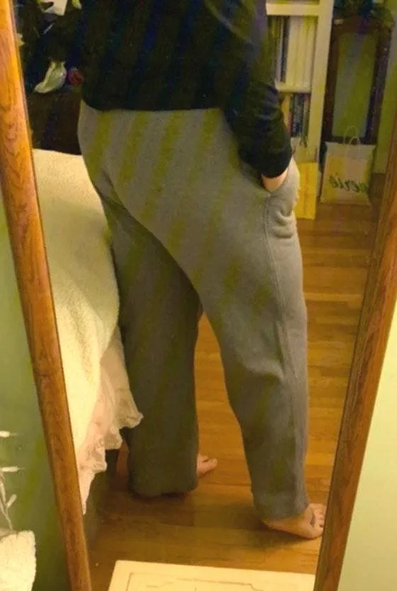 Nike Cornell Lacrosse Sweatpants - Image 2