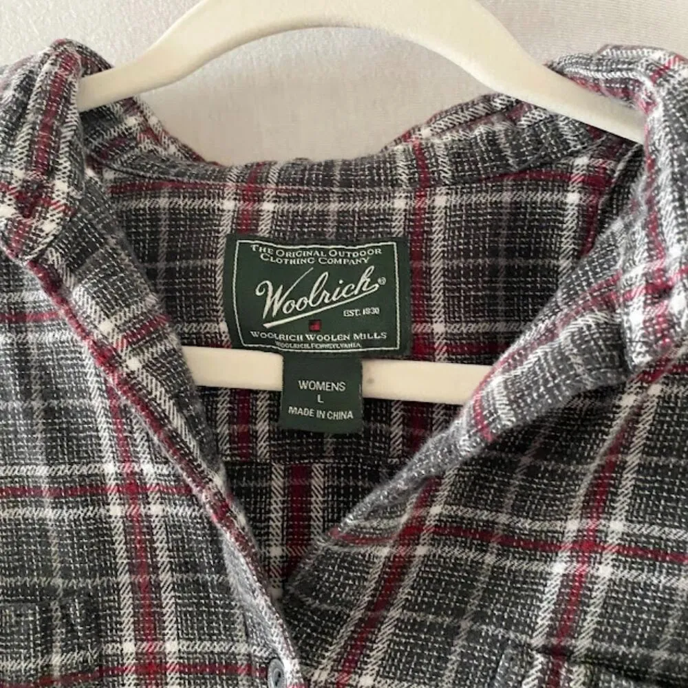Woolrich Vintage Women's  Button Down Long Sleeve Plaid Flannel Size Large - Image 6