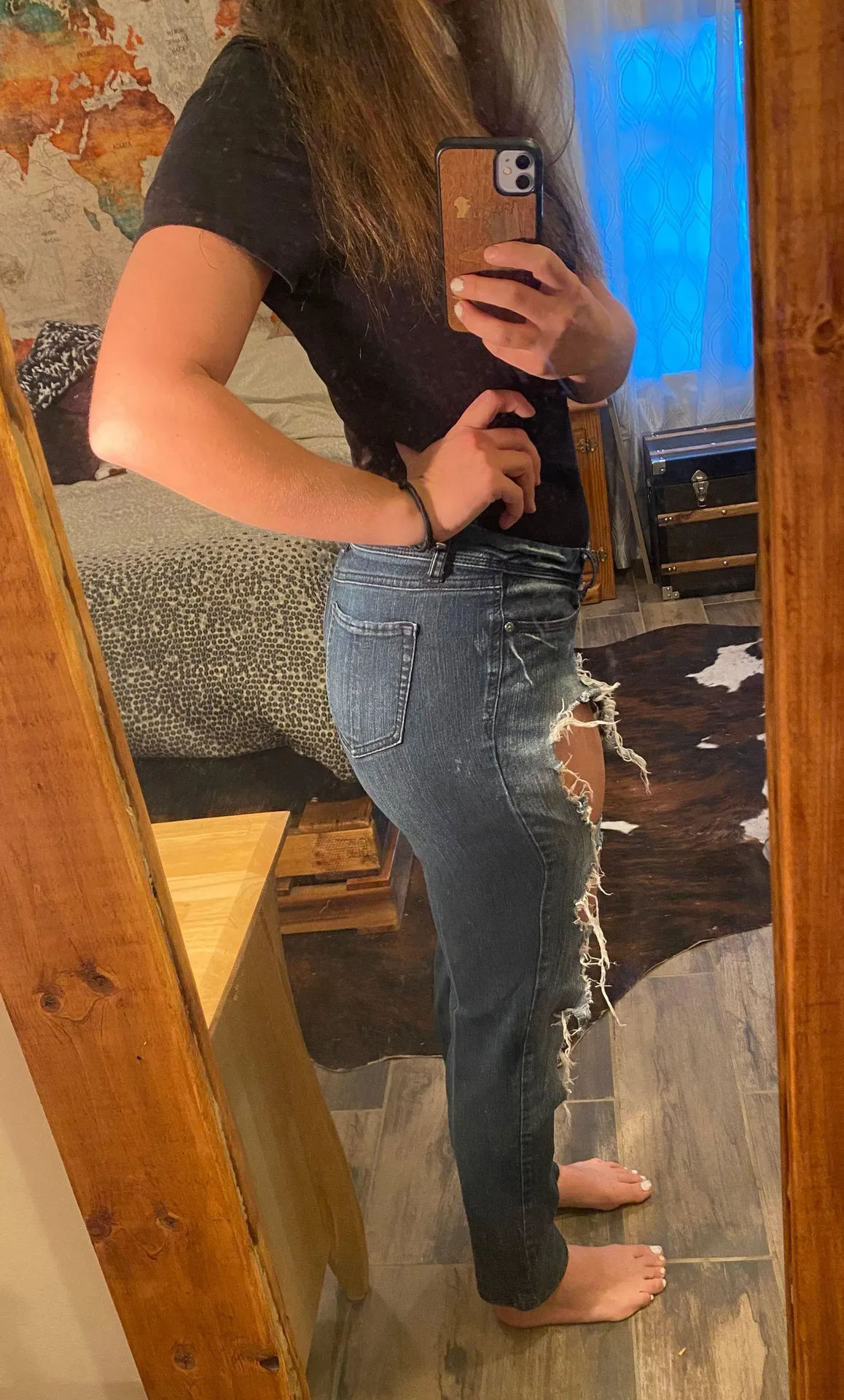 REWASH Ripped Dark Denim Jeans - Image 3