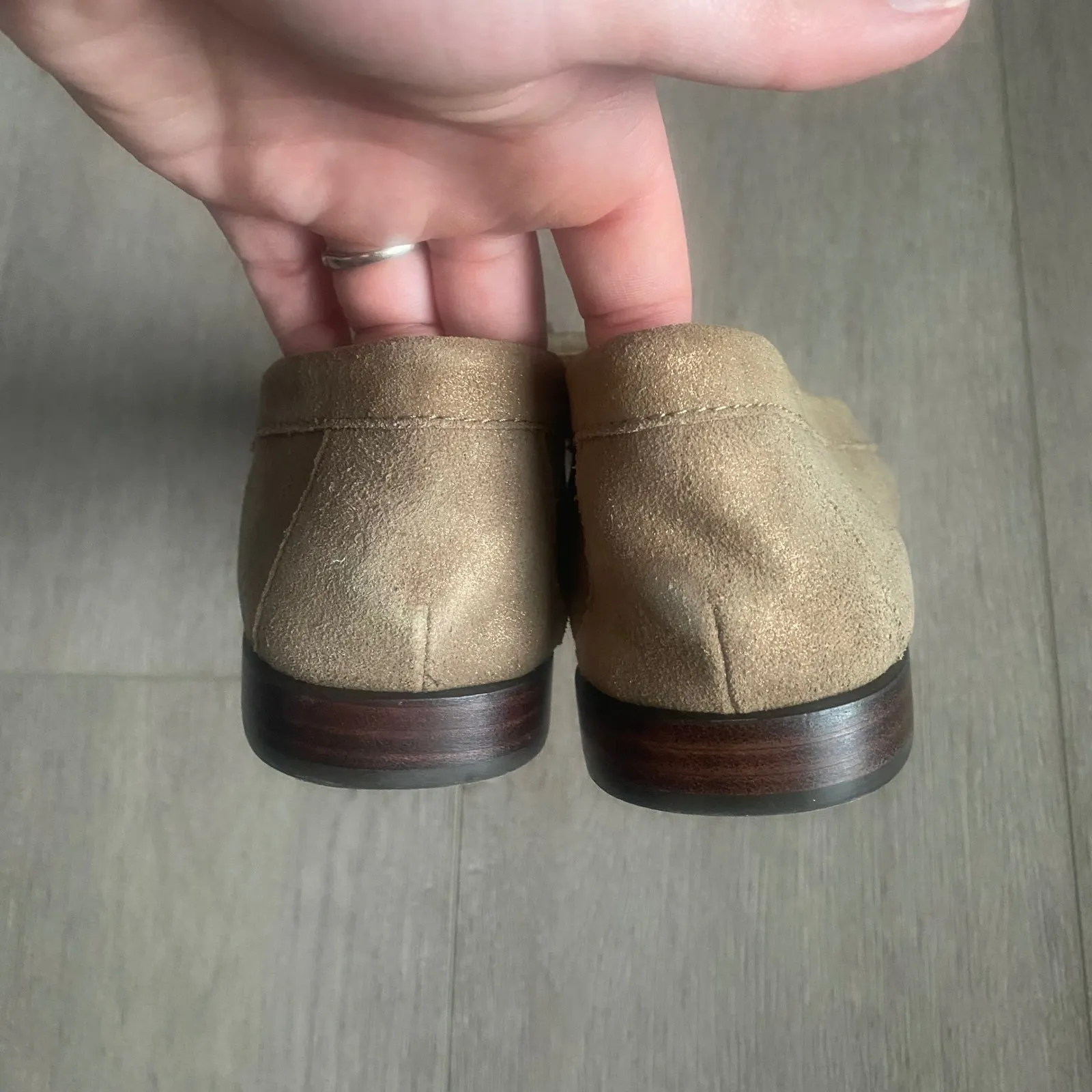 Donald Pliner Breezy Loafers‎ Metallic Taupe Suede Tassel Size 7 - Image 6