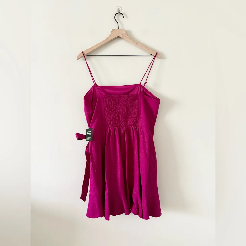 NWT Express Linen Blend Side Tie Mini Dress with Smocked Back in Dark Pink L - Image 3