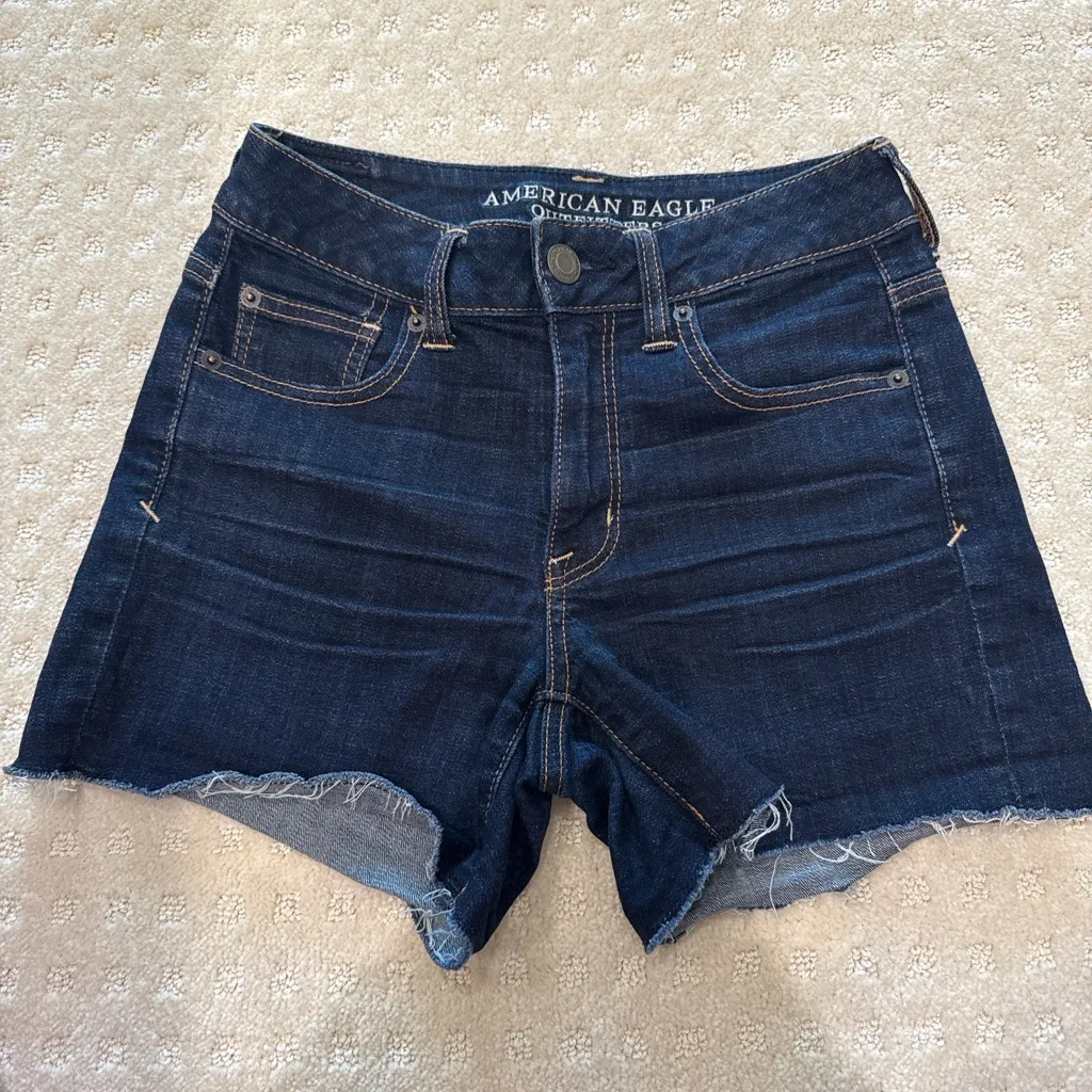 American Eagle Outfitters Dark Wash Denim Jean Shorts Size 4 Distressed Cutoff - Image 2