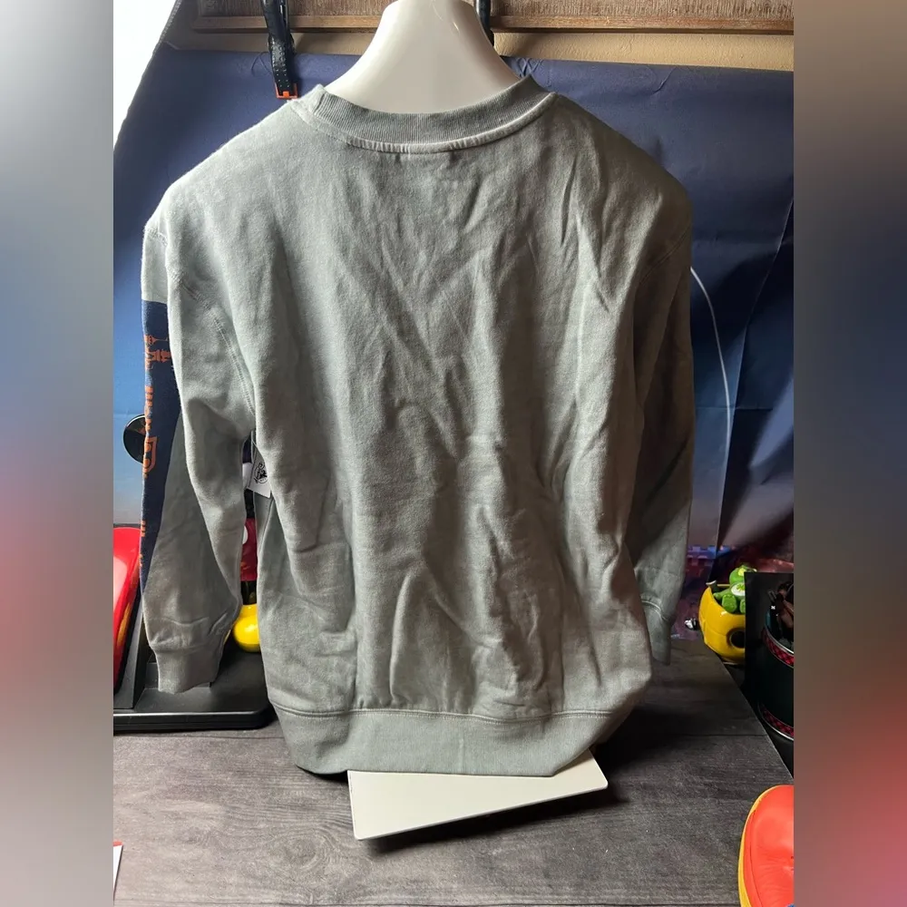 Walt Disney World 50th Anniversary vault collection sweatshirt XS-New - Image 2
