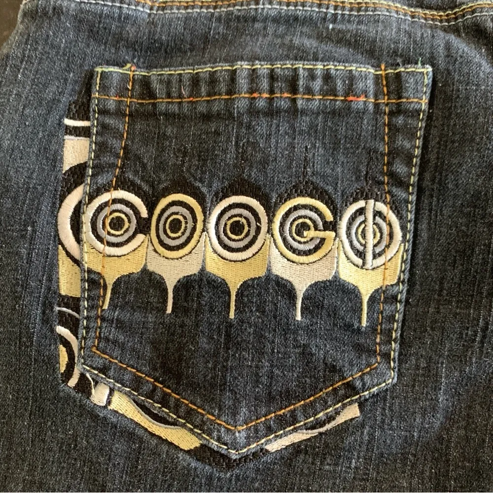 Vintage Coogi Dark Wash Women’s Embroidered Jeans Size 13/14 - Image 14