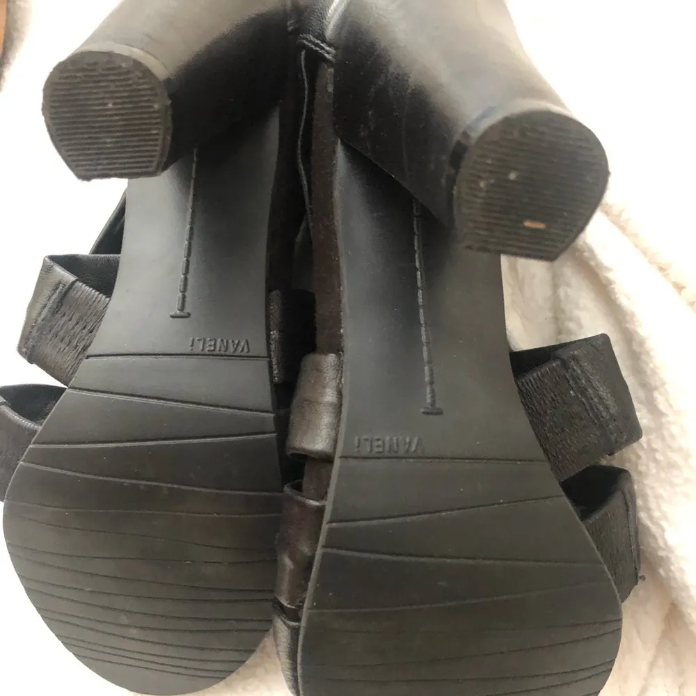 Apt. 9 Black Strappy Tie Up Heels sz 7 - Image 12