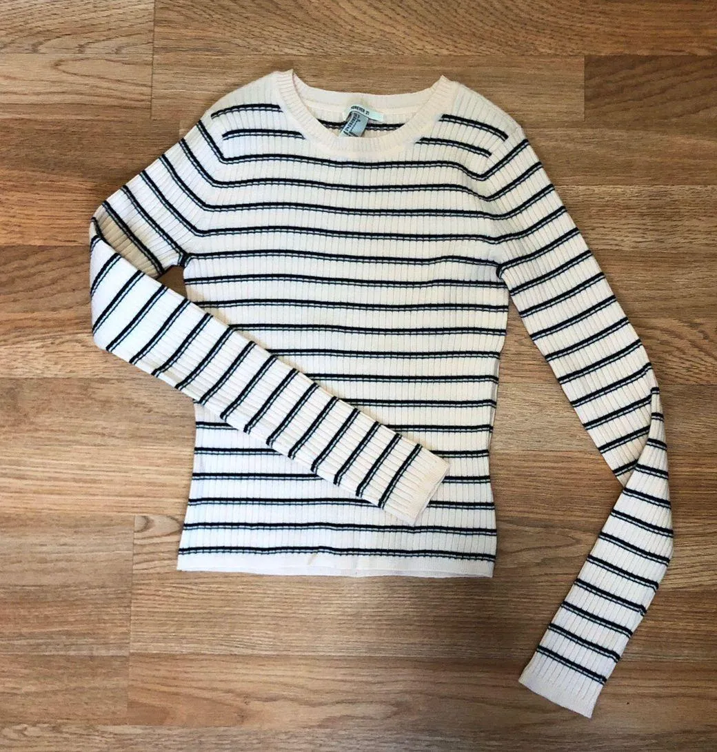 Baby Doll Pink Sweater - Image 3