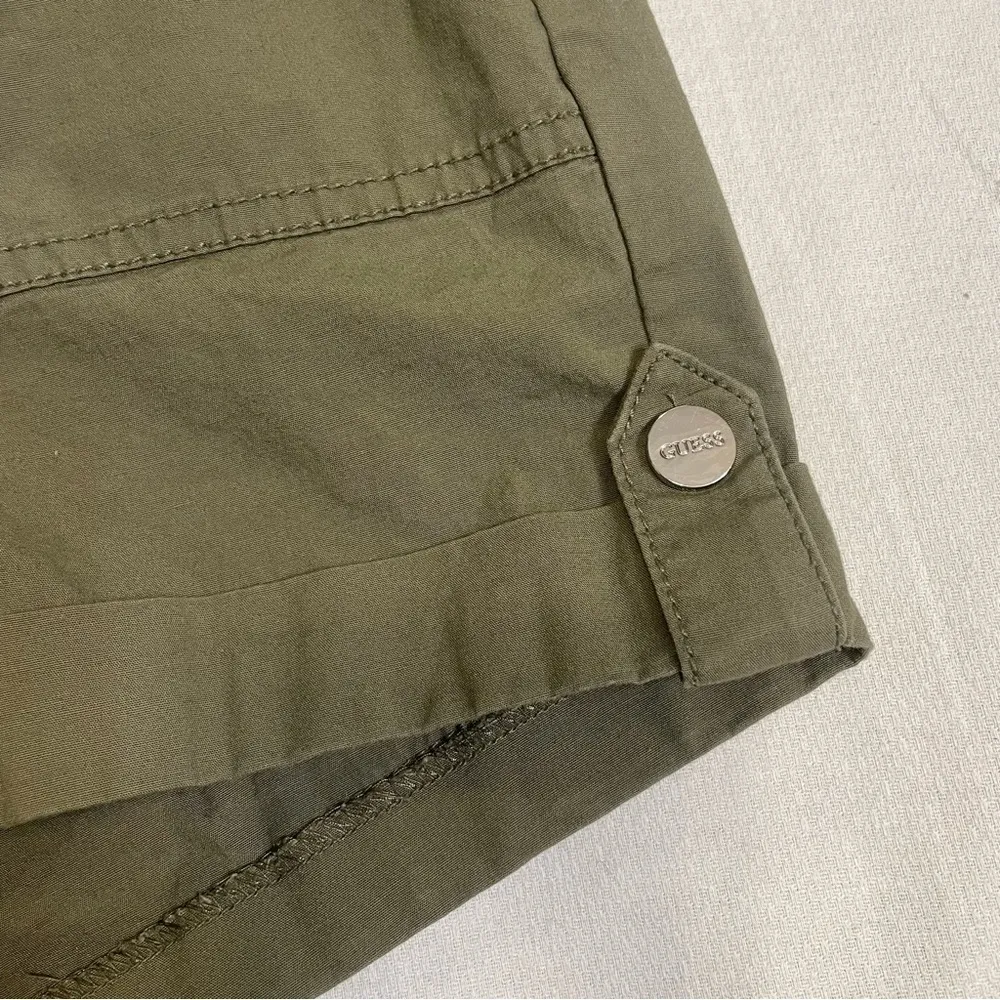 GUESS Y2K Kendra Cuffed Cargo Shorts - Size 26 Military Green - Image 5