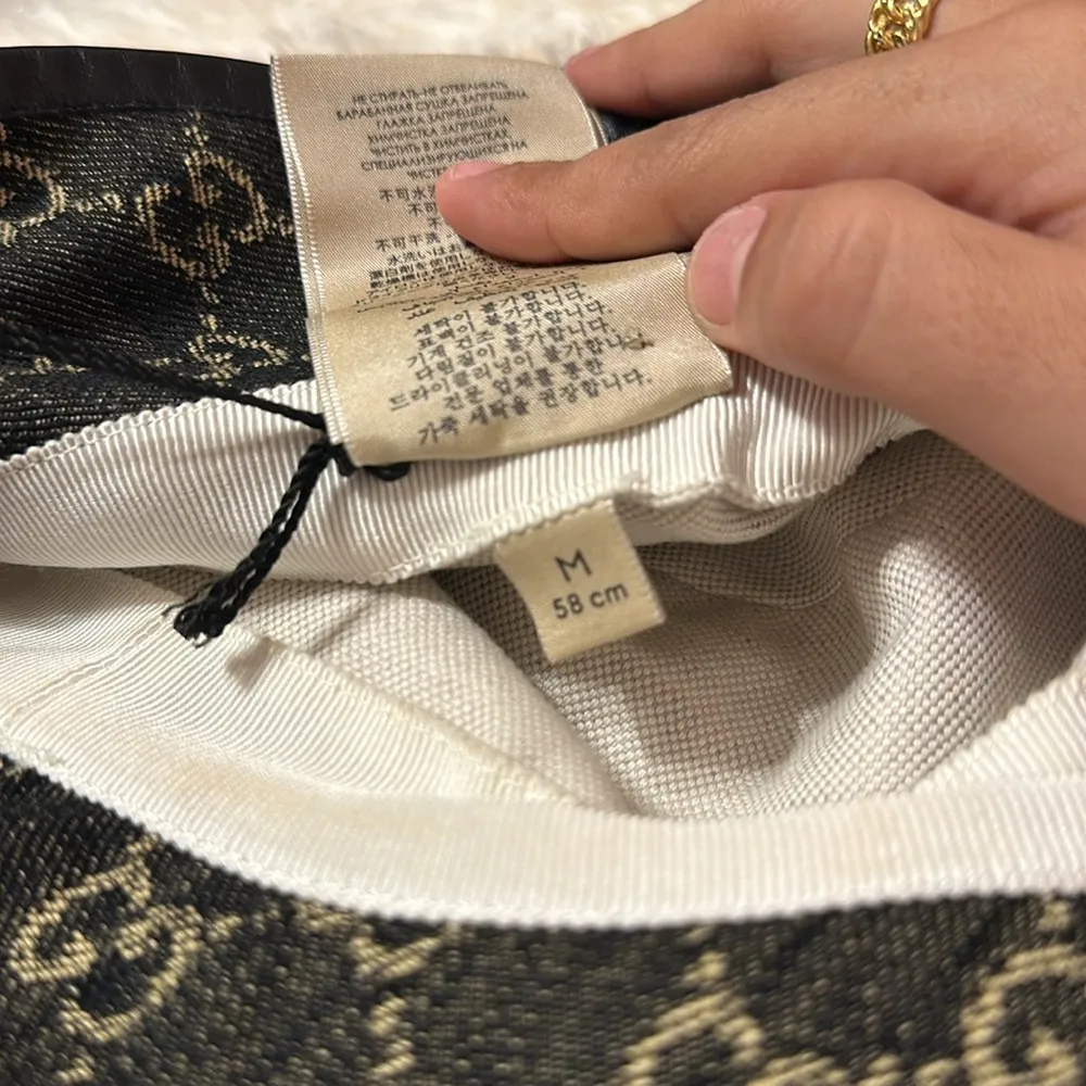 Brand new authentic Gucci black denim bucket hat - Image 10