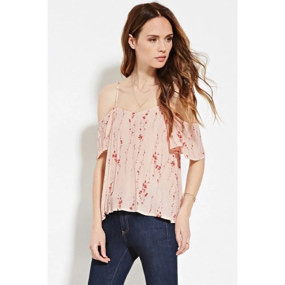 ✨Contemporary Floral Crepe Top✨ - Image 2