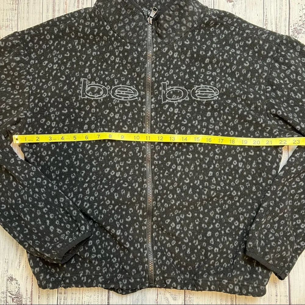 bebe Black Leopard Polar Fleece Full Zip Jacket. Size Large. - Image 6