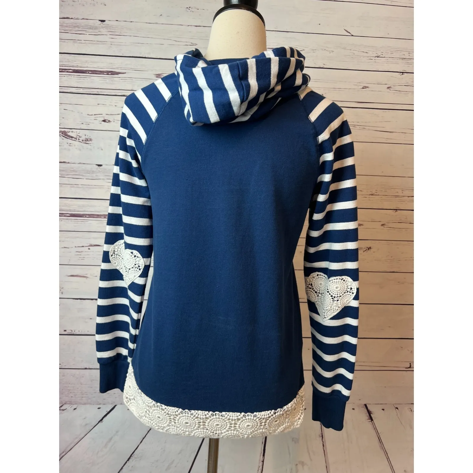 Disney Parks Sweatshirt Mickey Minnie‎ Small Hoodie Stripe Nautical Crochet Lace - Image 6