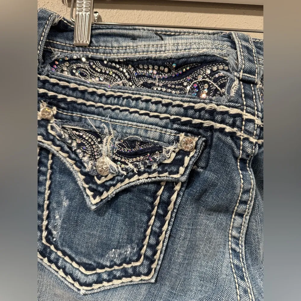 Cuffed Capri Size 30 - Image 4