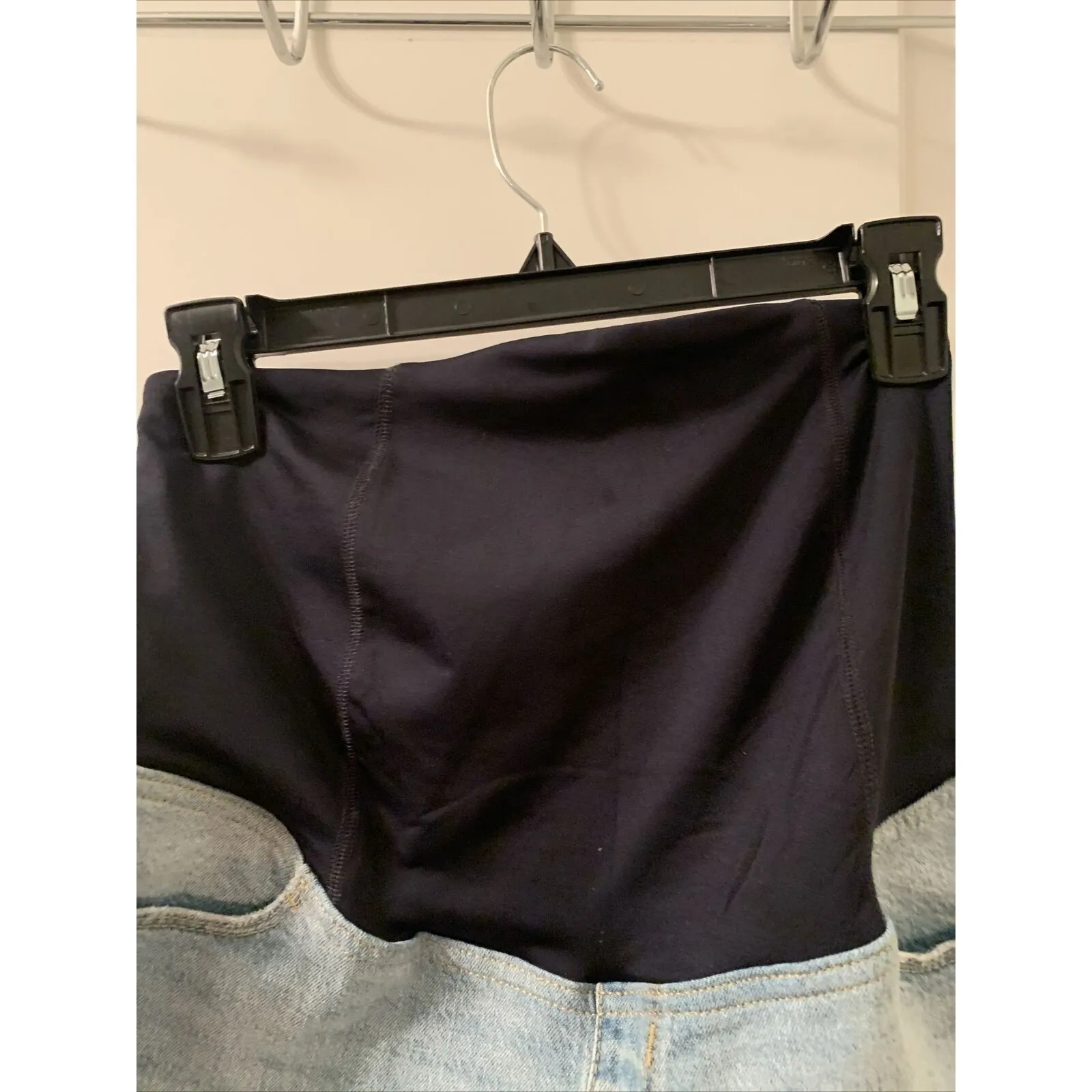 Isabel Maternity Ingrid & Isabel Blue Denim Shorts Women's Size 16 - Image 2