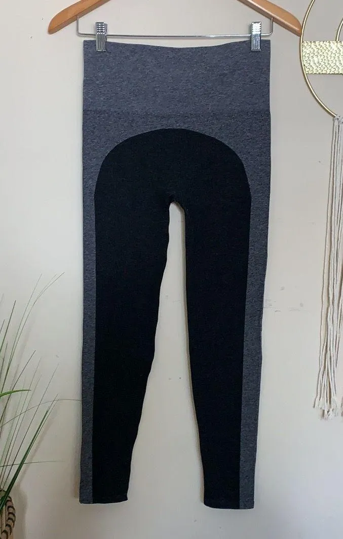 Marled Seamless Two Tone Leggings - Image 4