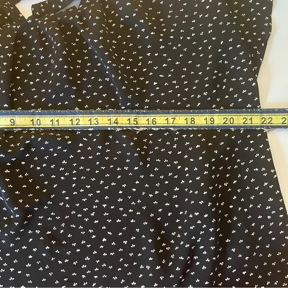 LC Lauren Conrad Floral Butterfly Design Lightweight Blouse Top Black XXL - Image 8