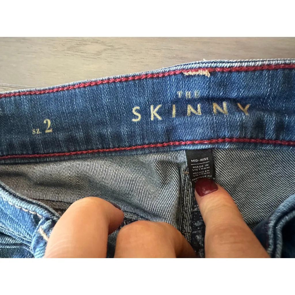 White House Black Market Distressed Skinny Jeans Size 2 (Excellent Condition) - Image 5