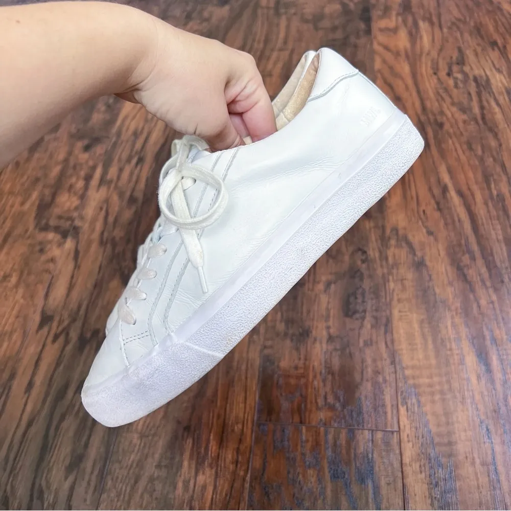 Madewell • Sidewalk Low-Top Sneakers in Leather white cream lace up - Image 10