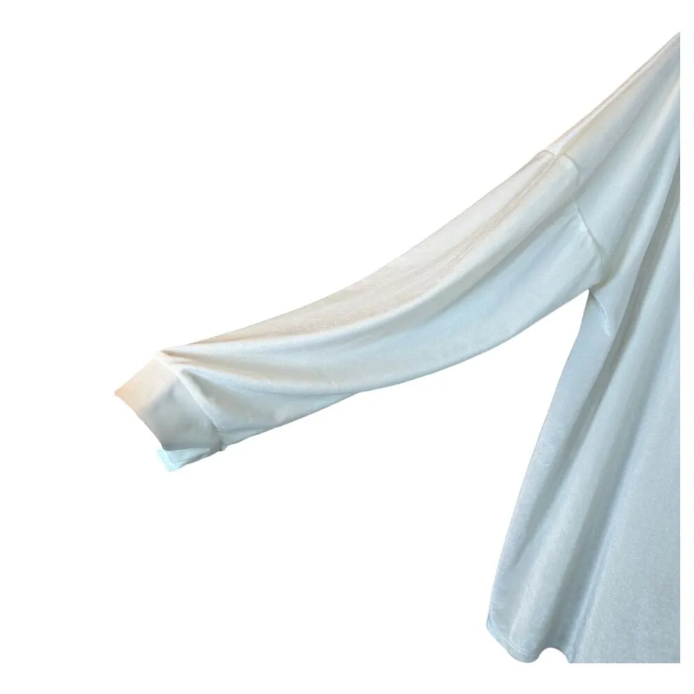 My Mum Made It Long Sleeve Oversized Flowy Velvet Blouse One Size White Size undefined - Image 2