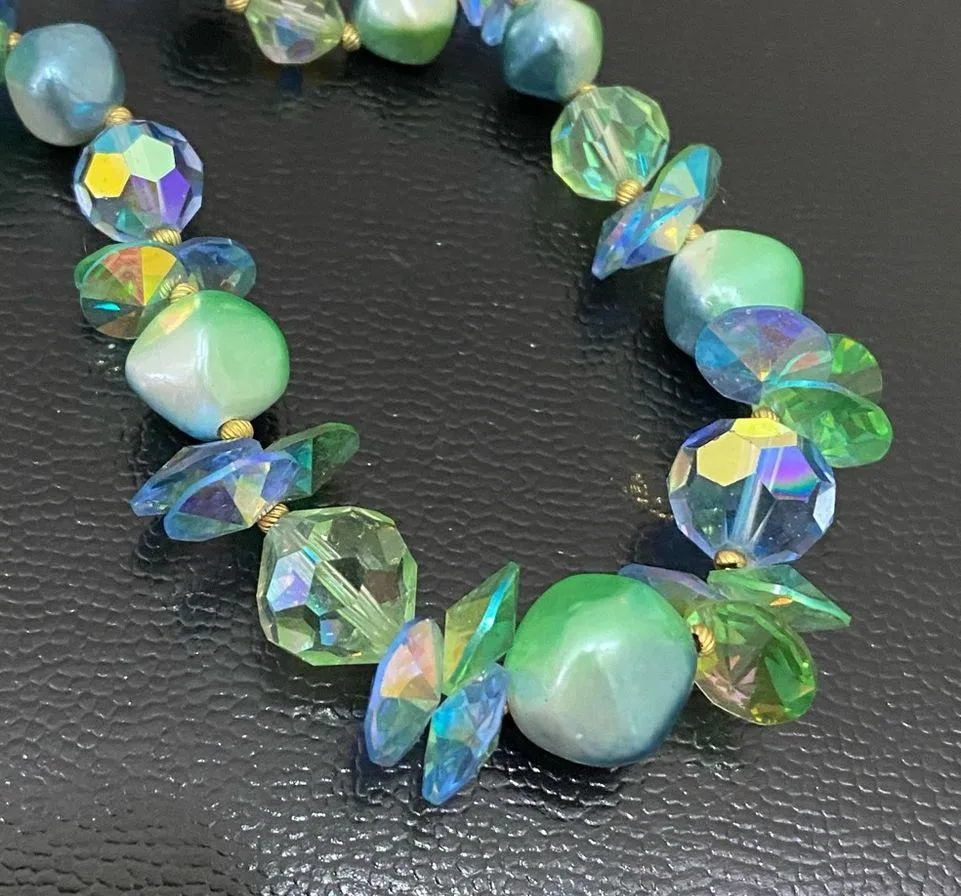 Vintage LAGUNA Blue/Green Faceted AB Crystal and Faux Pearl Choker Necklace - Image 5