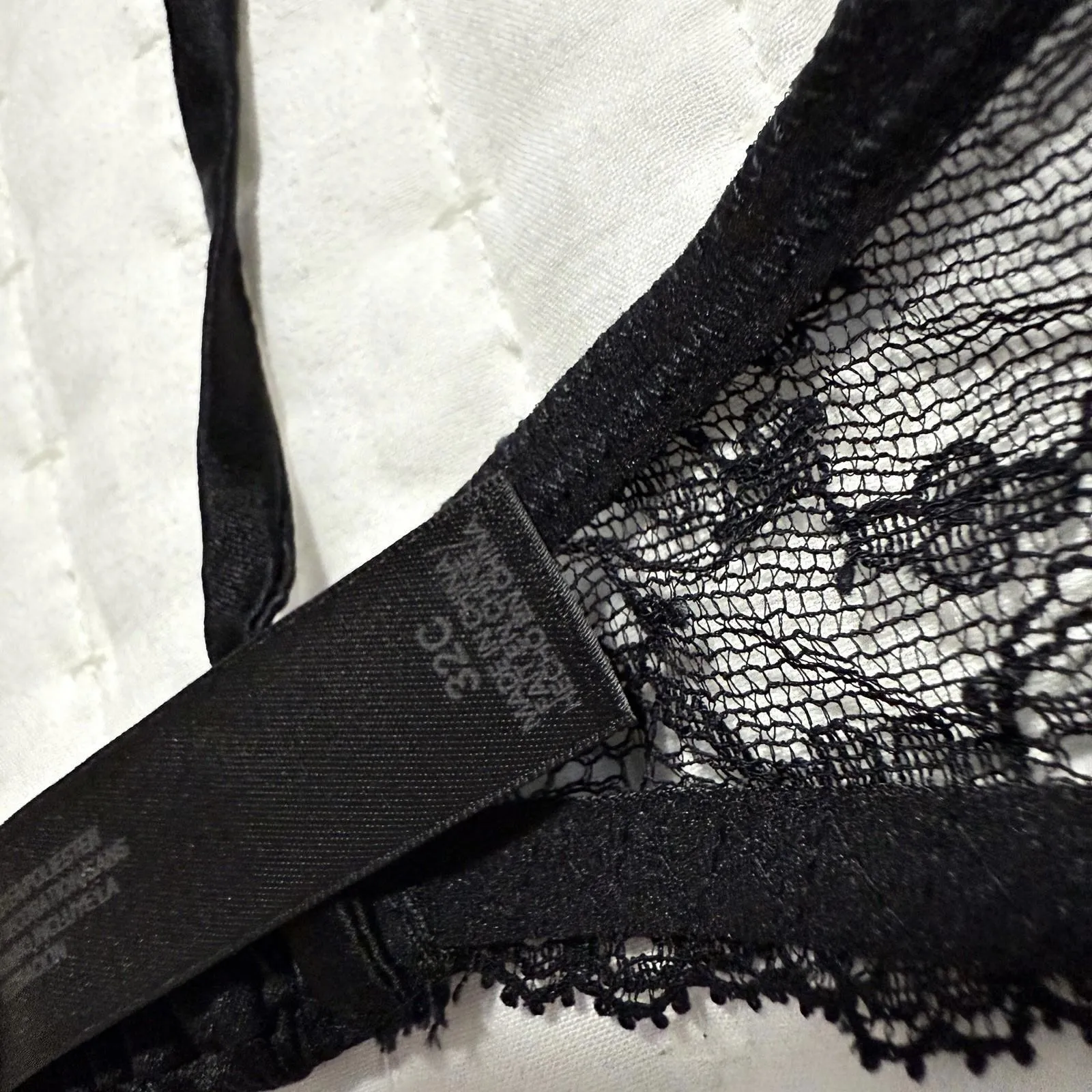 Victoria’s Secret Black Sheer Lace Crystal Bow Bra Underwire 32C Size undefined - Image 9