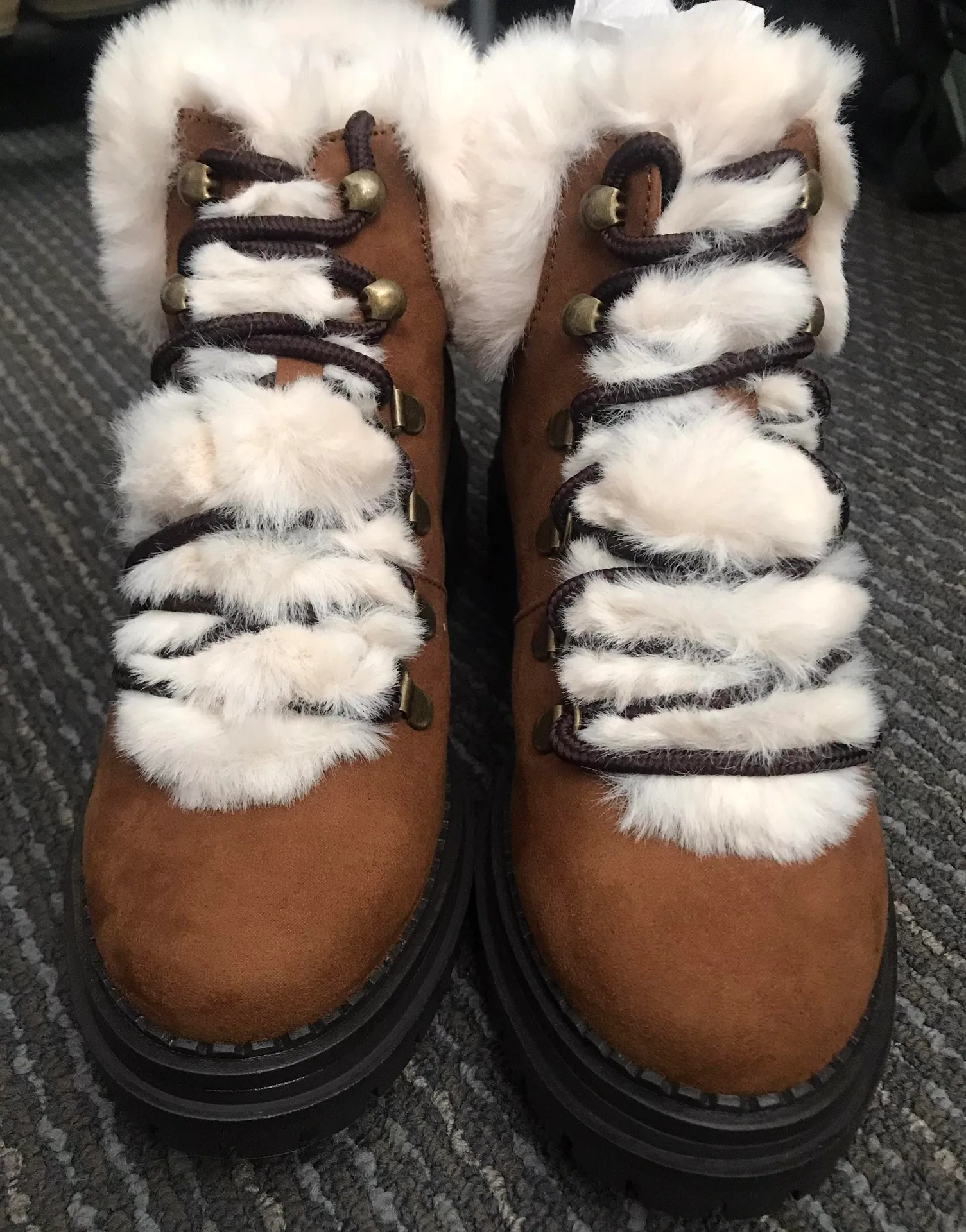 Boots Size 7 - Image 2