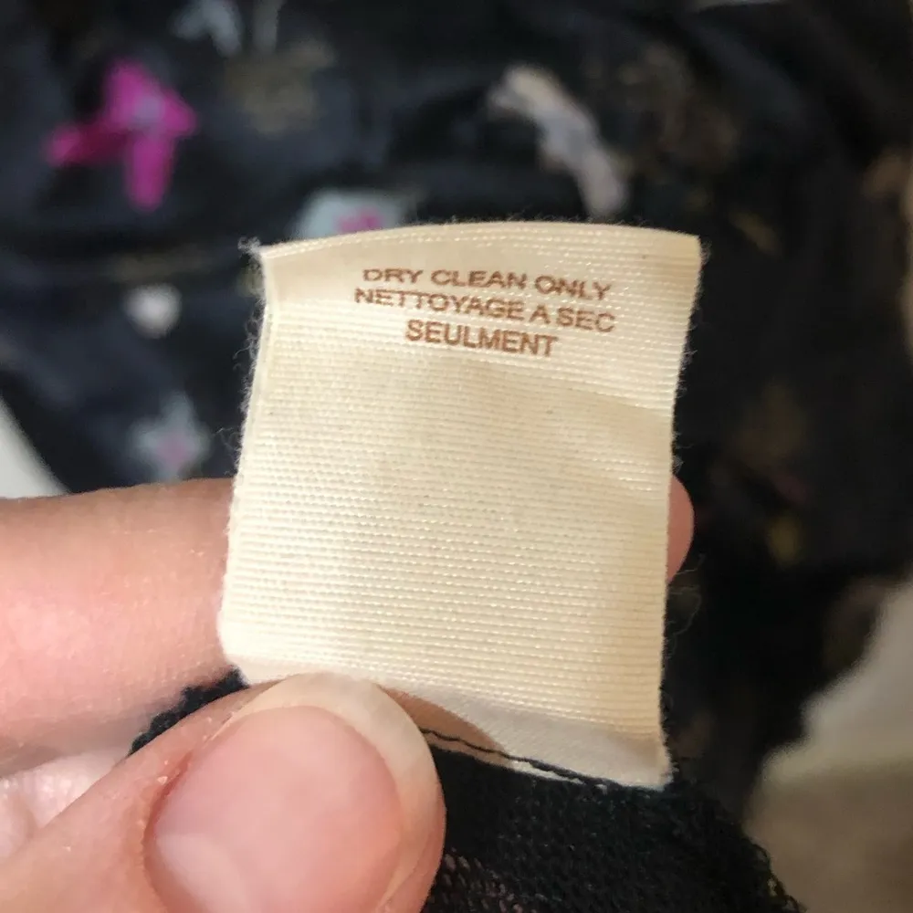 Free People Black Floral V-Neck Knee Length Silk Dress - XS - Image 9