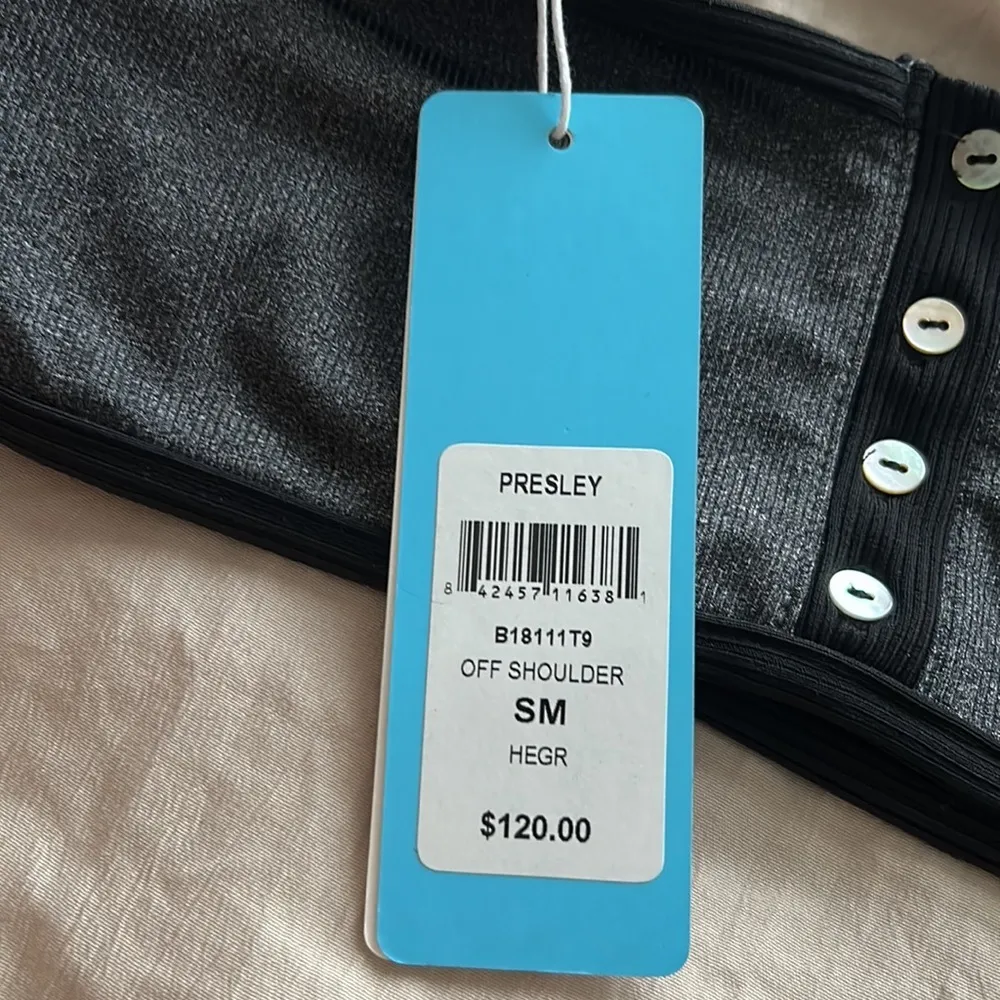 Beach bunny Presley off shoulder heather grey button bikini top nwt - Image 3