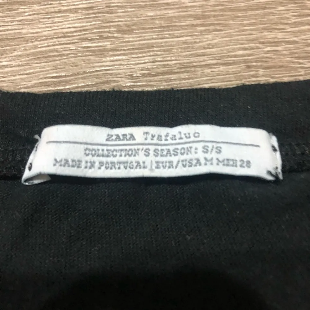 Zara Duty Free Shoppers Tee - Image 4