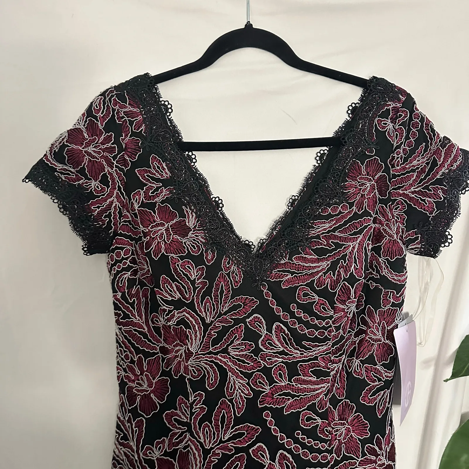 JS Collections Wine Embroidered V-Neck Floral Midi Dress Black Size 4 NWT - Image 4