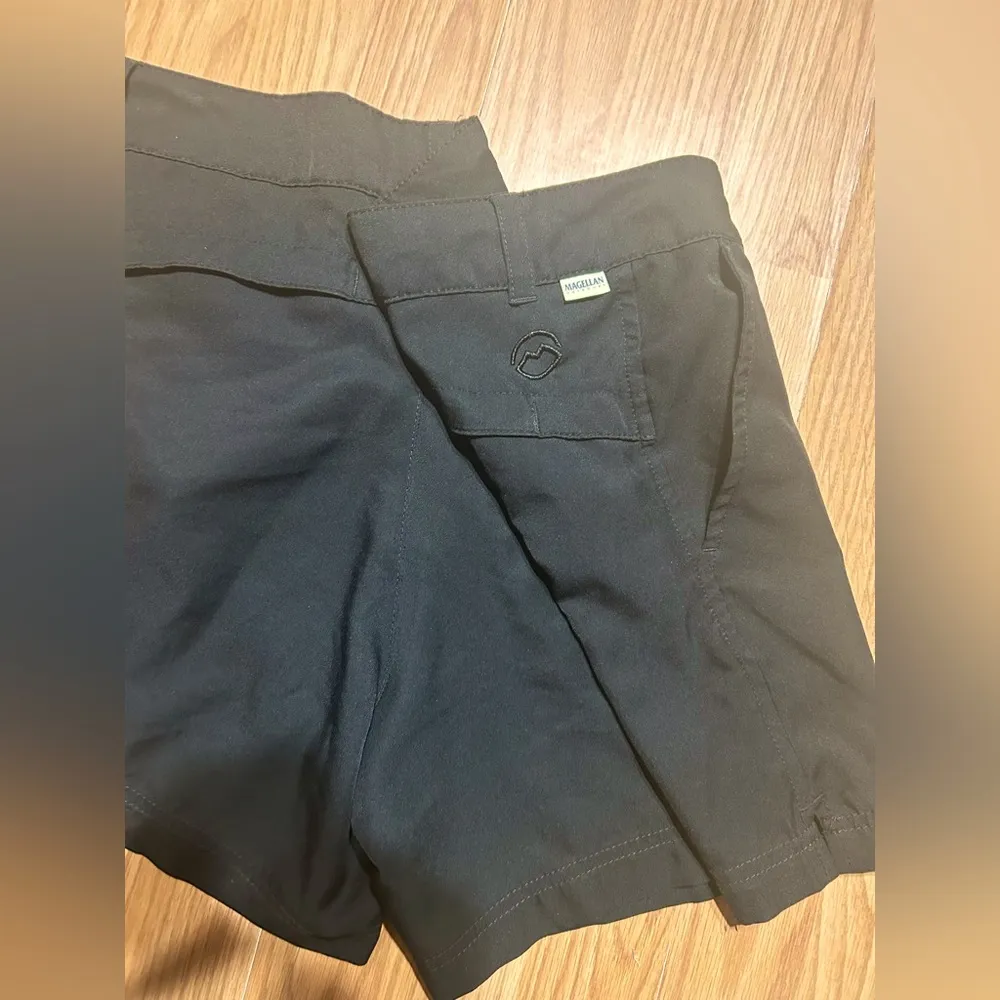 Women’s Large Black ‘Magellan outerdoors’ shorts - Image 7