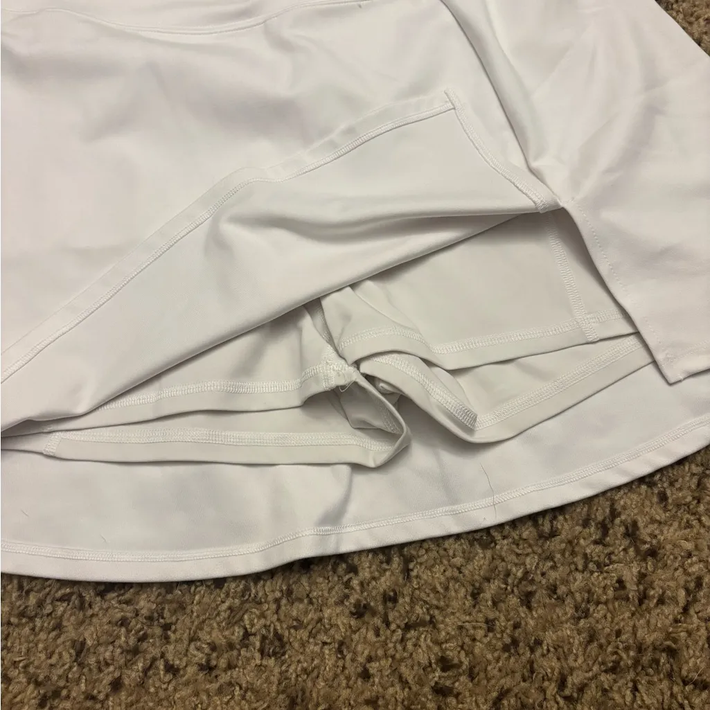 Gilly Hicks White Mini Skirt - Image 2