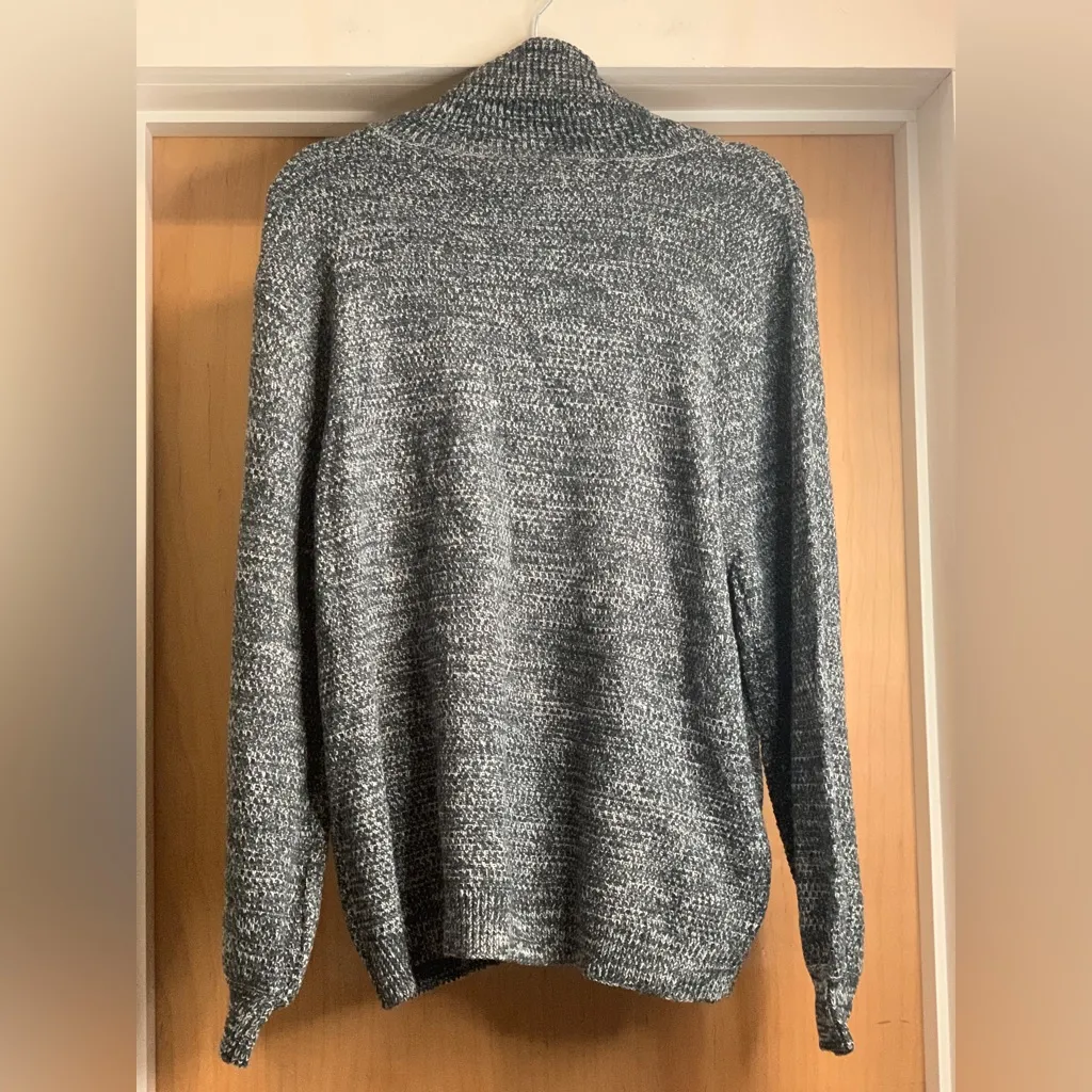 Zenana Outfitters Charcoal Turtleneck Knit Sweater. Size-1X-Large - Image 4
