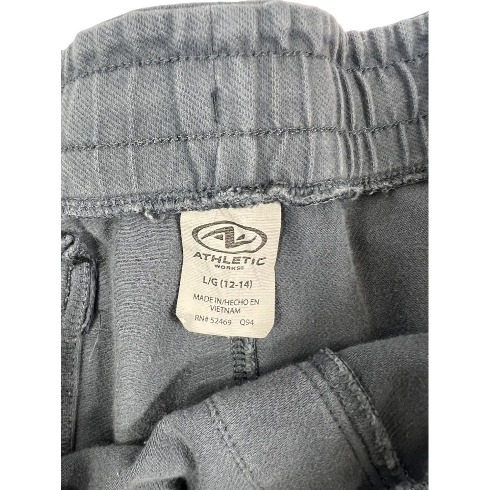 Athletic Women's Shorts Size L - Image 3