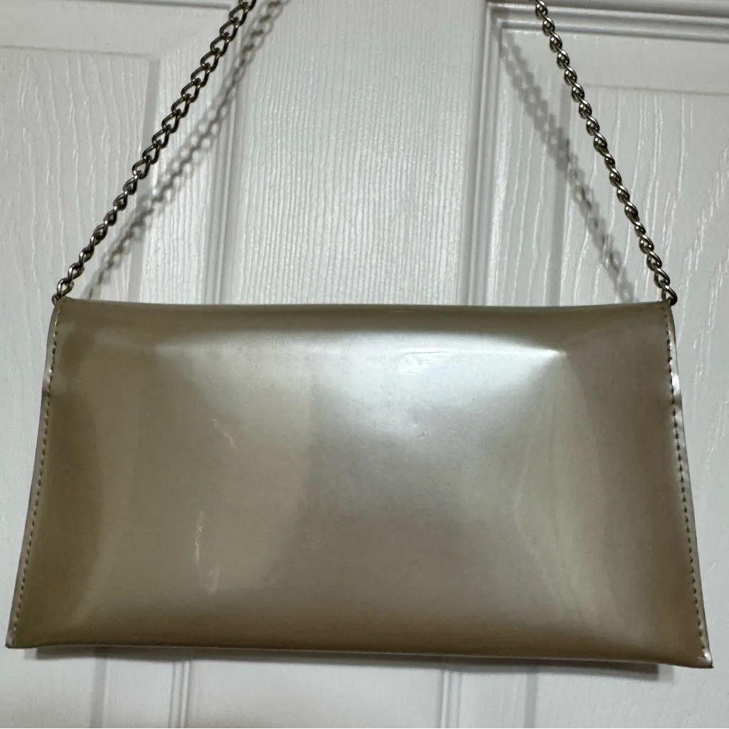 Beijo Handbag Clutch Shoulder Bag Champagne Patent Leather Vintage Silver Chain - Image 7