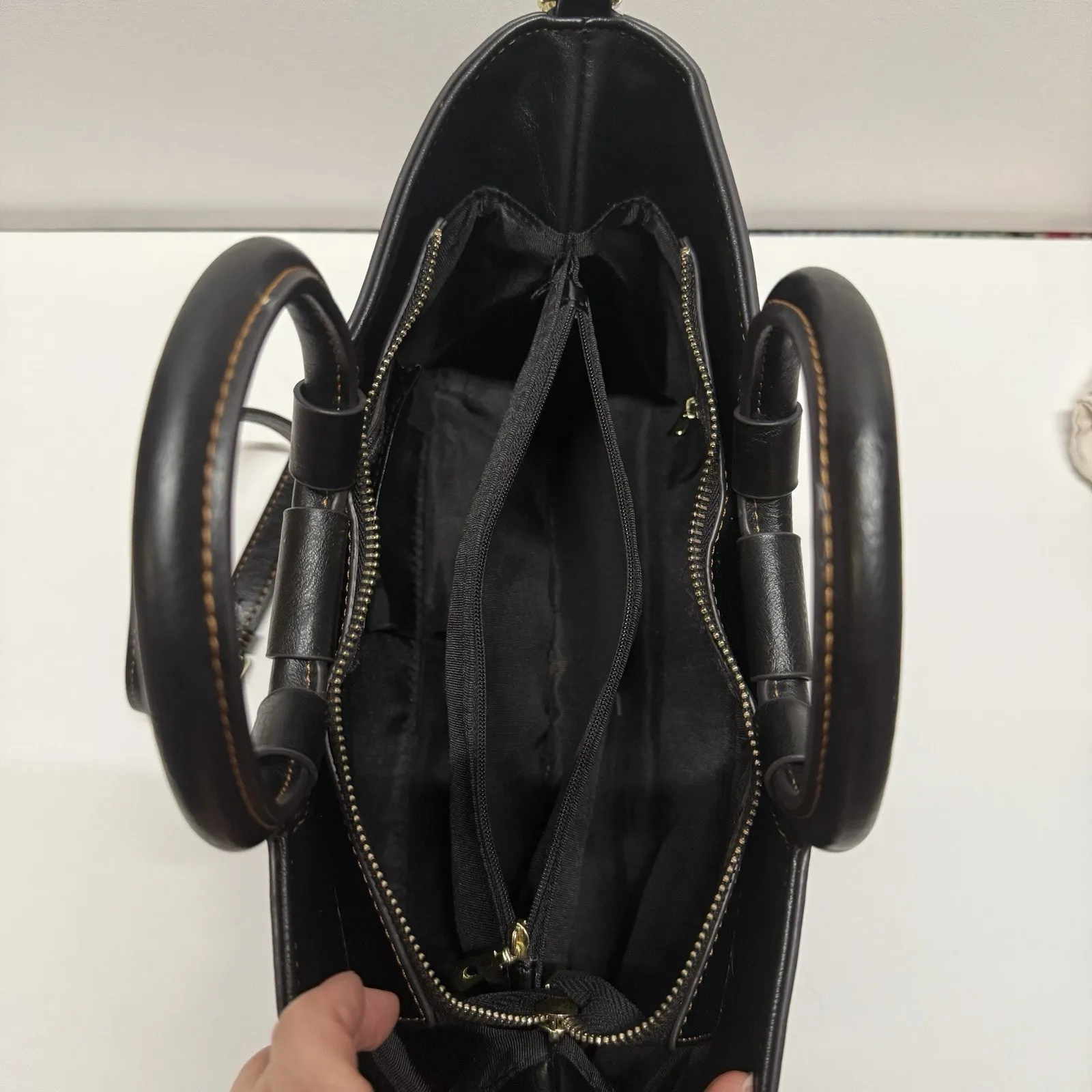 Carved Leather Retro Handbag Tote Purse w/ Floral Design - Image 11