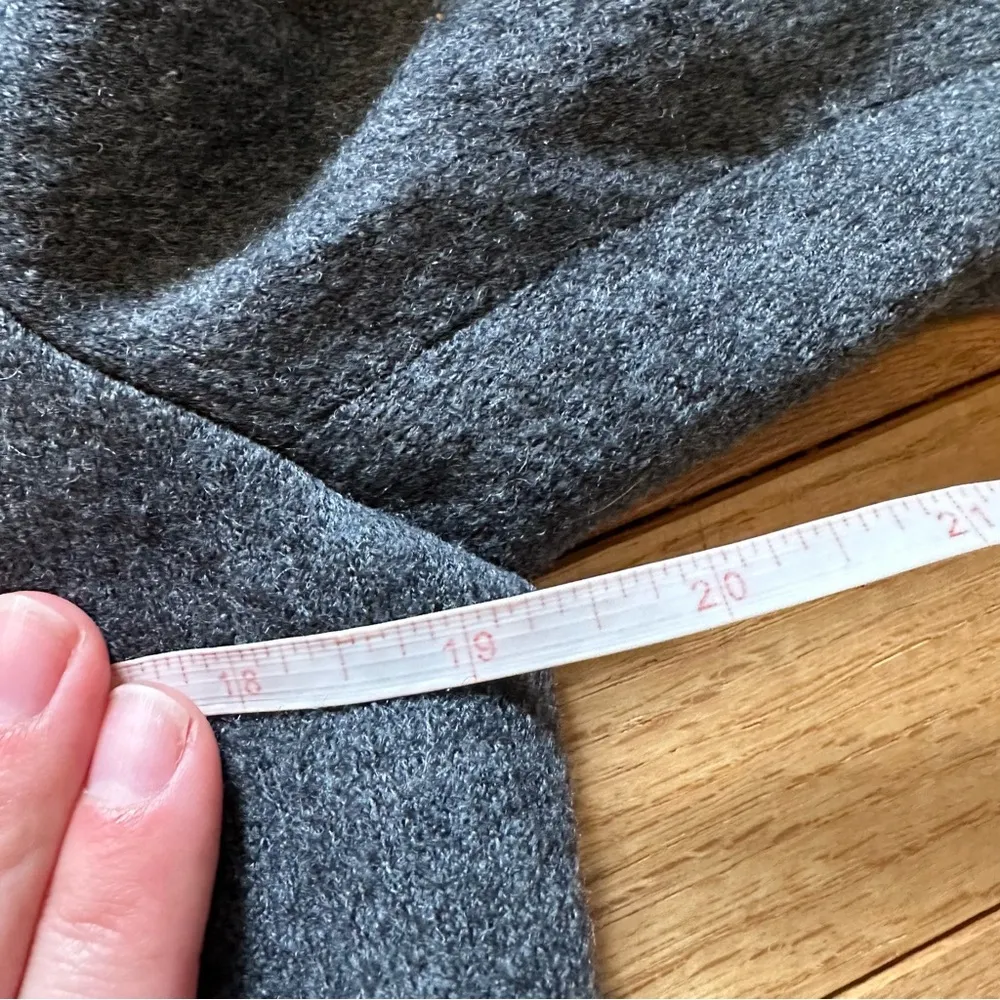 J. McLaughlin Women’s Cardigan Coat Merino Wool Button Front Medium - Image 7