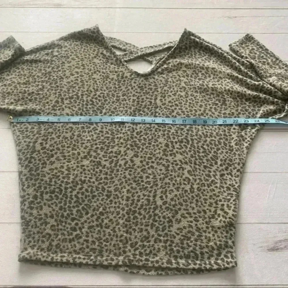 Phil love animal print long sleeve top - Image 9