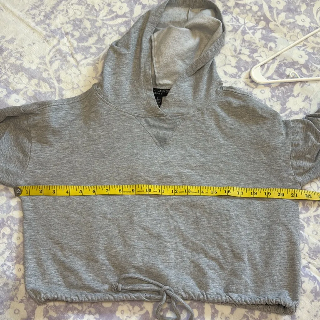 French Laundry Sport Women’s Gray Long Sleeve Athletic Hooded Pullover Medium‎ - Image 4