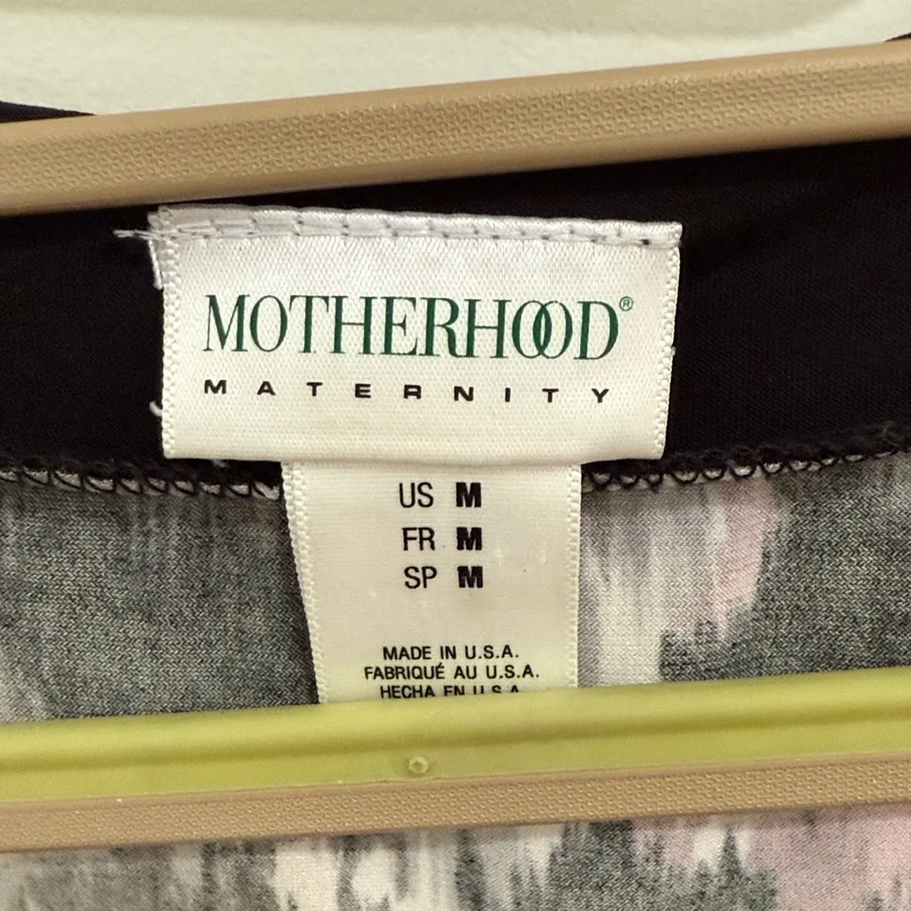 Motherhood Maternity Black and Pink Patterned Top - Image 5