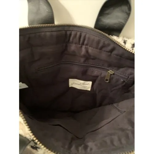 Universal Thread Print Shoulder Bag Crossbody Purse Black & Off White - Image 8