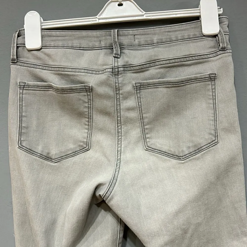 Athleta Sculptek Jean light gray‎ size 8 BIN B - Image 4
