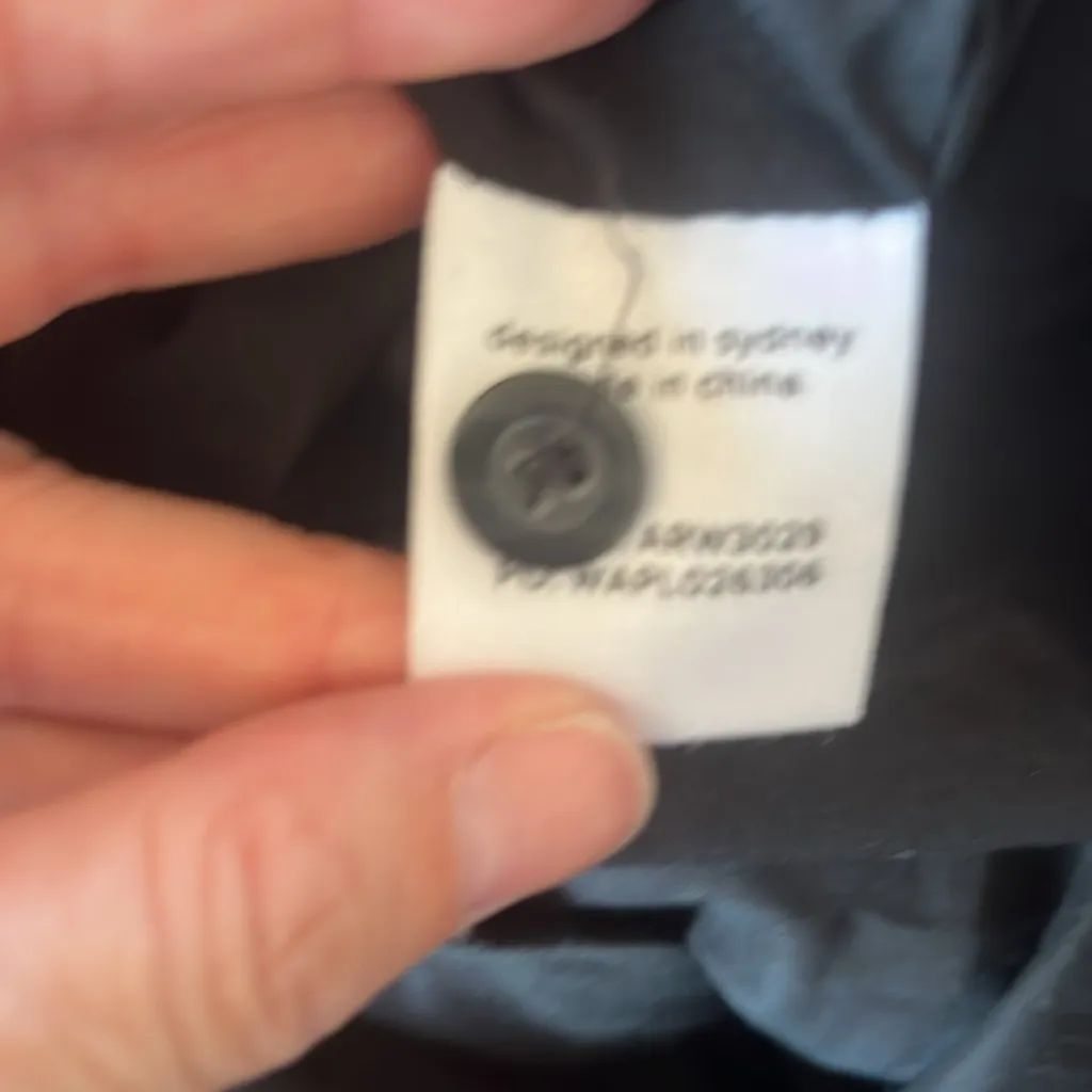 AERE button down long sleeved 100% linen dress. Size 8 Black - Image 7