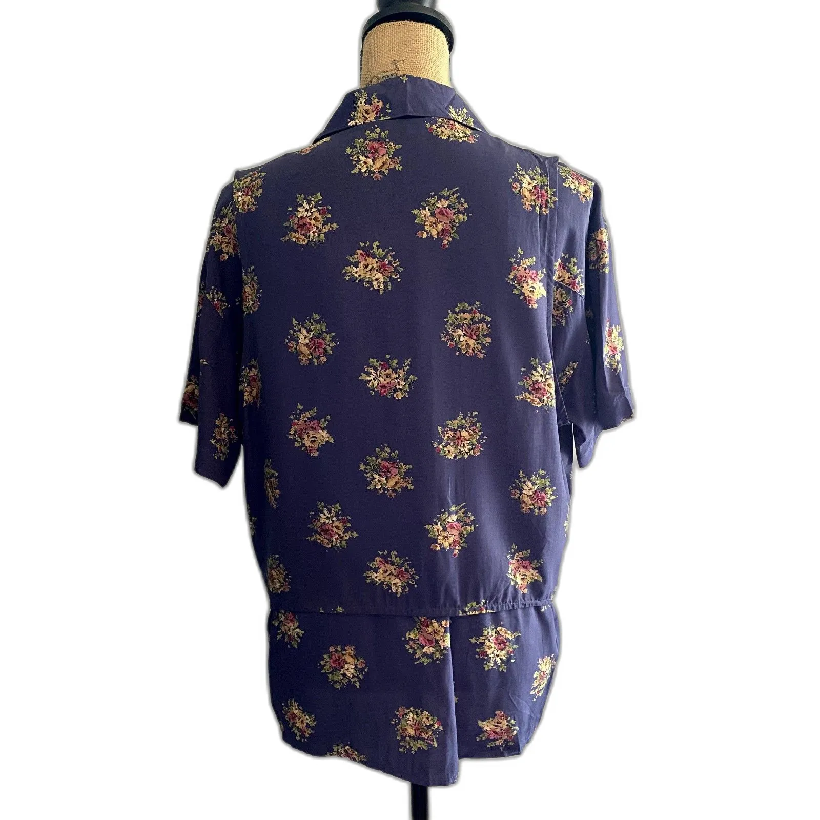 Karen‎ Kane Lifestyle Blue Floral Set Button Down & Vest Size Large 12P - Image 4