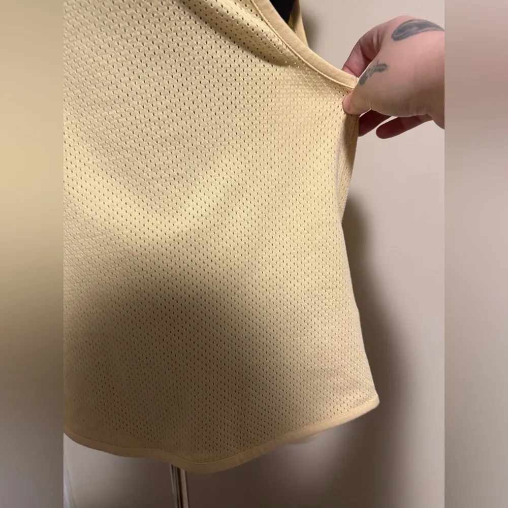 NWT Varley Light Yellow Arlee Mesh Breathable Tank Top size small - Image 6