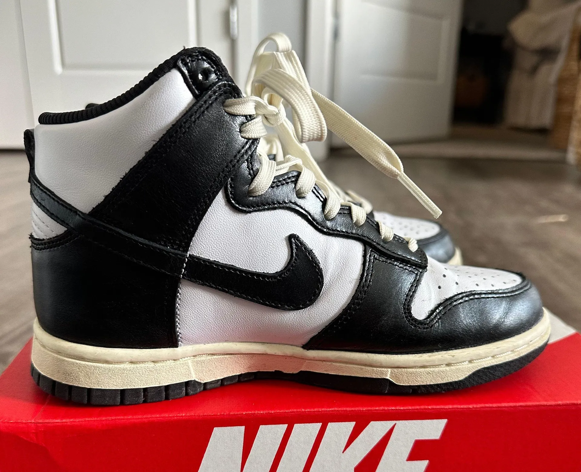 Dunk High Vintage Black - Image 5