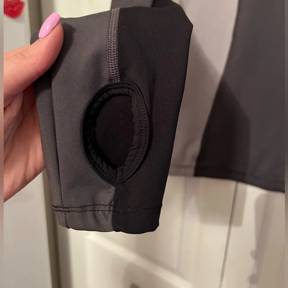 Gymshark Illusion Long Sleeve Top size M - Image 6