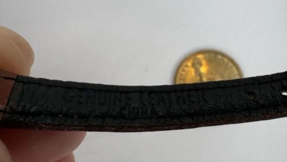 Vintage Armitron 2200/197 TWEETY BIRD Gold Tone Case Quartz Analog Ladies Watch - Image 9