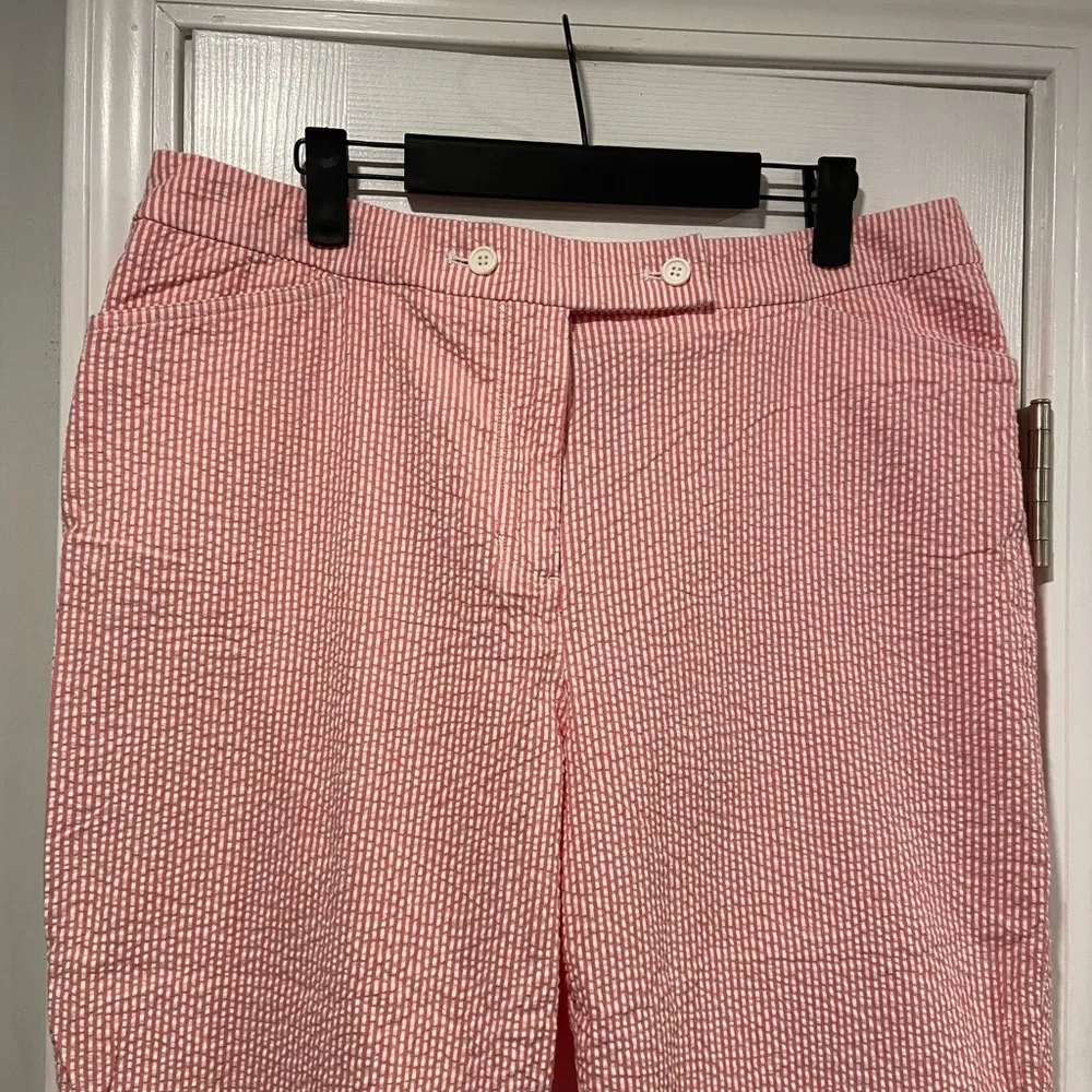 Jones Studio Size 14 Pink White Stripe Seersucker Cotton Stretch Cropped Pants - Image 2