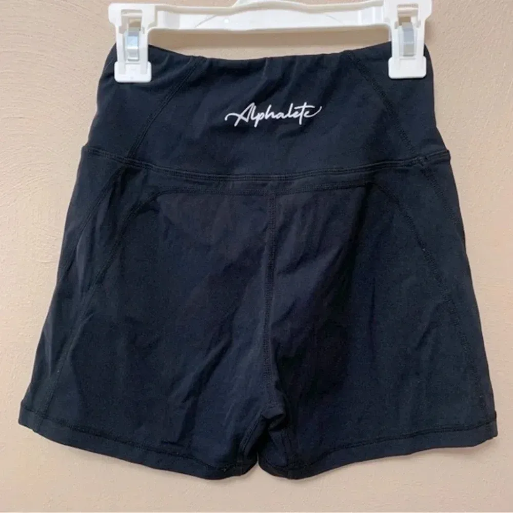 Alphalete Pulse Surge Short 4” Inseam - Image 7
